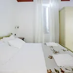 Piccolo Nel Centro Storico Di Hotel 2*