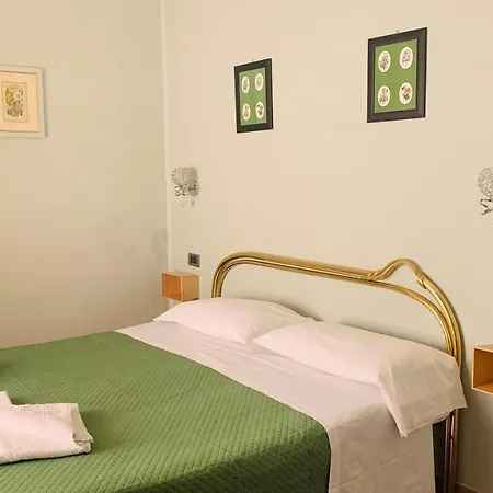 Piccolo Hotel Nel Centro Storico Di Firenze 2* Florencja