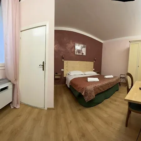 Piccolo Hotel Nel Centro Storico Di Firenze