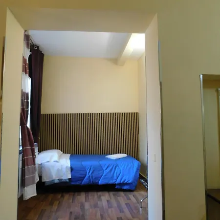 Отель Piccolo Nel Centro Storico Di