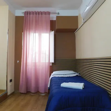 Piccolo Nel Centro Storico Di 2* Флоренция