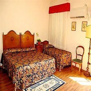 Piccolo Hotel Nel Centro Storico Di Firenze 2*