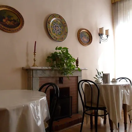 Piccolo Hotel Nel Centro Storico Di Firenze Florencja