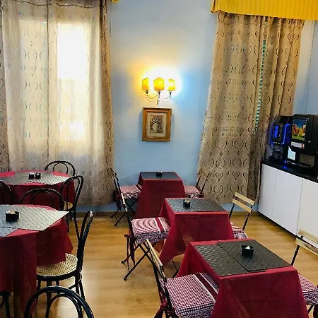 Piccolo Hotel Nel Centro Storico Di Firenze 2*